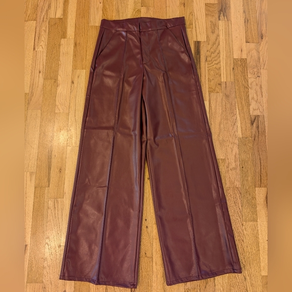 SOHO Apparel Burgundy Faux Leather Pants Women’s Medium - NWT - Picture 4 of 16